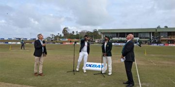 After winning the toss, Sri Lanka elected to bat first. close of play 315/6