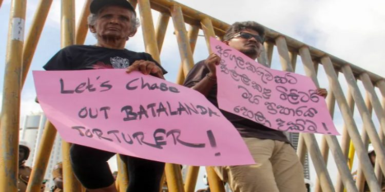 Sri Lanka Keeps Emergency Rule as Crackdown Starts on Protesters