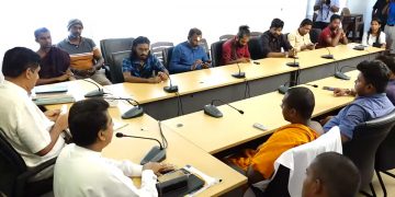 Protesters vow to take any action necessary to defeat Ranil in parliament.