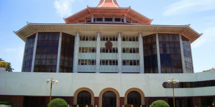FR case to call early! Prevent  Mahinda- Basil- Kabral over seas travel ! if they leave it is a great drawback!
