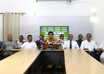 A huge opposition coalition is formed due to the Galle face attack! Everyone sits together with Sajith! (VIDEO & PHOTOS)