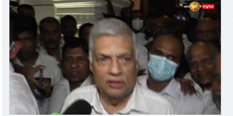What will happen to the struggle demanding Ranil to leave after Ranil wins? Ranil,talks about what he is doing for the struggle at Gangarama (VIDEO)