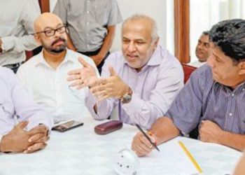 Hakeem and Muslim congress support Sajith