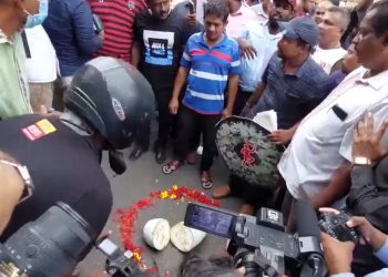 Protest near petroleum cor. premises! A funeral atmosphere was created! workers oppose the restructuring plan!