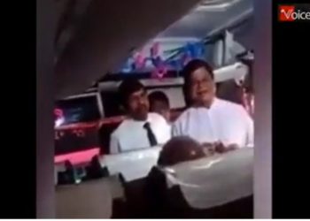 Passengers Confront Bandula on Bus (VIDEO)