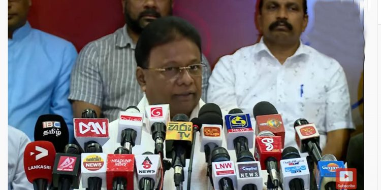 Dullas writes to PM against President’s indecent hunting!