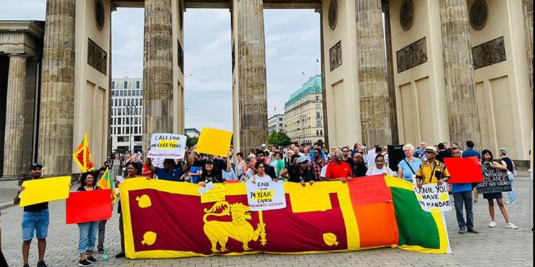 Protests by Sri Lankans in Germany : Against the arrest of activists! Petition to EU Parliament ! Request a General Elections!