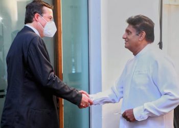 A delegation representing IMF meet Sajith today! Looking for solutions to the financial crisis! (PHOTOS)