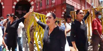 A plot to send Hirunika to a rehabilitation centre? (VIDEO)