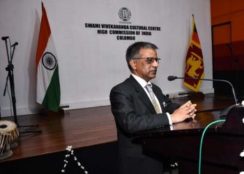 Scholarships for 18 Hindi students to study in India