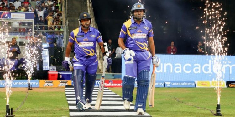 The Sri Lanka Legends will face the West Indians in the semifinals today!