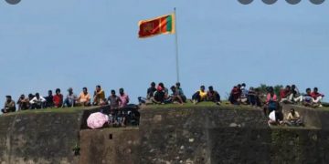 Deployment of army personnel to disperse Galle Fort protest: Petitions filed by 11 lawyers fixed for support