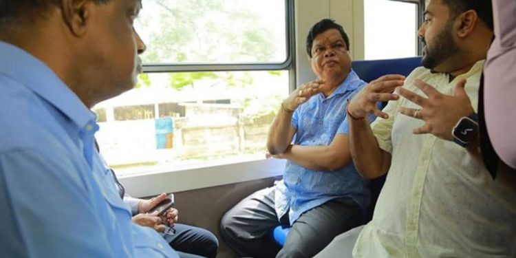 Bandula  to lease railway reserve land for Rs. 100! On president’s  instructions!