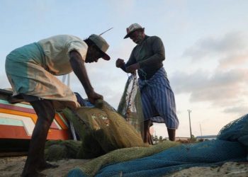 ‘We are starving’: No kerosene, no food, say Sri Lanka fishermen