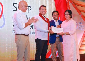 An academy from Mahinda-Namal to develop political leaders! (PHOTOS)