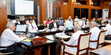 Ranil advised officials to organise 75th Independence Day celebration in a special way, at a low cost in spite of the current economic situation((PHOTOS)