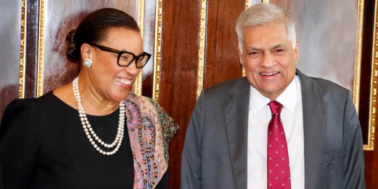 President Ranil Wickremesinghe meet CW Secretary General in United Kingdom