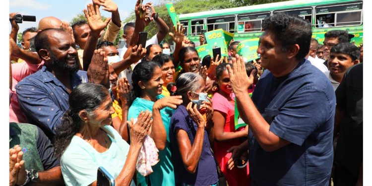 President is a hostage! A warm welcome for Sajith in Ampara! (VIDEO & PHOTOS)
