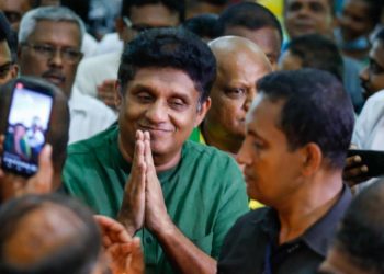 The crows who bankrupted the country are flying to America! Leaders fought for the country sent to Welikada! Sajith tells in Panadura! (VIDEO & PHOTOS)