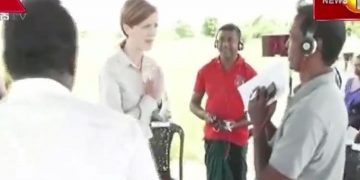 Samantha Power starts working right away! This afternoon, to the farms to discuss  problems of the farmers! (VIDEO)