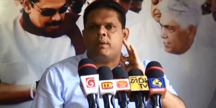 State Minister Semasinghe will lead an 8-person Sri Lankan delegation to the World Bank-IMF summit.