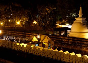 Can’t pay the electricity bill ! On Poya days, all the temples are ready to turn off their lights and stay in dark.! (VIDEO)