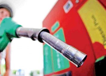 Price Drop: Petrol & Diesel prices reduced from Monday (17)