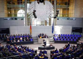 Russia’s “scorched earth tactics” won’t help Putin win the war, German chancellor says