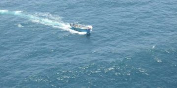 Sri Lanka steps up search for navy boat with 6 aboard