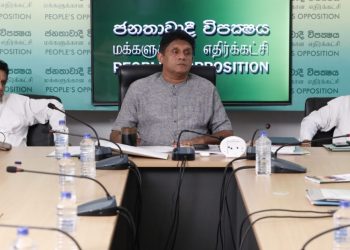 Major national organisations, including Gunadasa Amarasekara, meet with Sajith! Go out and spread bogus news in the government media! Watch the video to see what Sajith said to racists! (VIDEO & PHOTOS)