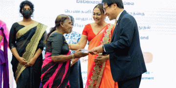 UN Women and Japan support Sri Lankan women entrepreneurs during the crisis.