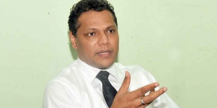Dayasiri exposes a multi-million dollar oil scam! Can Kanchana respond? (VIDEO)