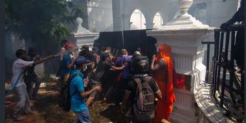 Powerful Clan Stands in Way of Push to Curb Sri Lanka Presidency