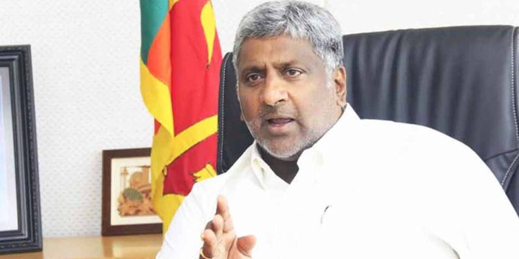 Upon arrival, Prasanna Rantunga attends the pohottuwa puttalam meeting.