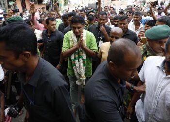 Ranil defends Rajapaksa’s ministers who stole: the reason for their appreciation of the bond thief, Sajith explains in Teldeniya! (VIDEO & PHOTOS)