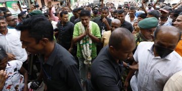 Ranil defends Rajapaksa’s ministers who stole: the reason for their appreciation of the bond thief, Sajith explains in Teldeniya! (VIDEO & PHOTOS)