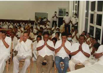 Dayasiri’s homage to the party’s founder reunited some former members. (VIDEO)