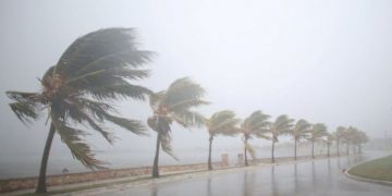 Stay indoors! 24 hour climate warning by met department