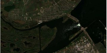 Ukraine’s Zelenskyy accuses Russia of planning to destroy dam