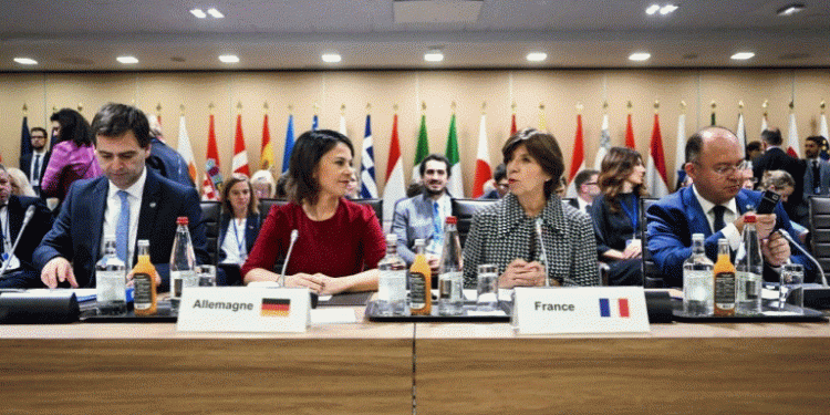 Dozens of countries pledge aid for Moldova at Paris conference