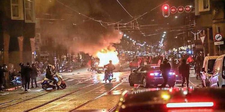 Belgium supporters create chaos following  football loss to Morocco.(VIDEO)