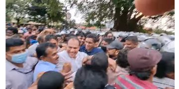 The video where Dayasiri was ready to break the barrier yesterday! (VIDEO)