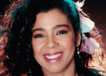 Irene Cara: Fame singer and actress dies aged 63(VIDEO)