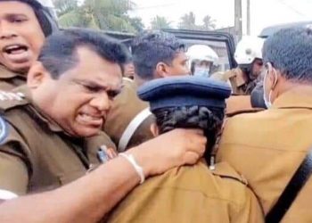 Is this how women police are treated? Can a senior police officer behave in this manner? What law is this? Isn’t this abuse? (VIDEO)