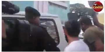 Are people blocking Colombo highways? Or Police? (VIDEO)