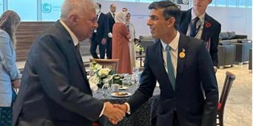 Ranil meets state leaders in Egypt !