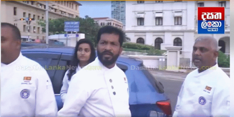 These cooks are not our cooks.. statement from Galle face hotel…