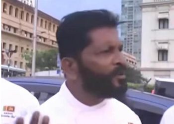 Media uncovers the Cook who accused monk at Galle Face is a Pohottuwa candidate in Panadura LG elections Sunil Silva! (VIDEO)
