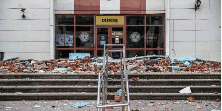 5.9 earthquake shakes Türkiye’s Düzce, frightens whole region