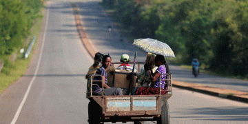 Sri Lanka’s economy shrinks 11.8% in second-worst quarterly performance
